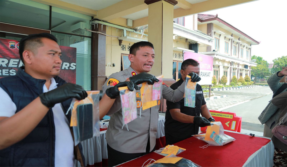 Belanja Pakai Uang Palsu, Dua Warga Klaten Diciduk Polisi